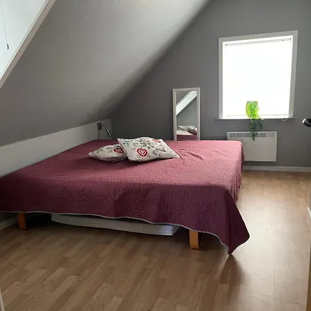 Ribevej 54 Hus Med 4 Vaerelser Tobøl